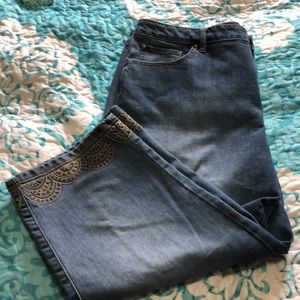Coldwater Creek embroidered denim capris